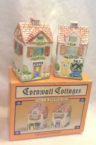 Omnibus Corp Oci Salt And Pepper Shaker Set Cornwall Cottages Ceramic Vintage