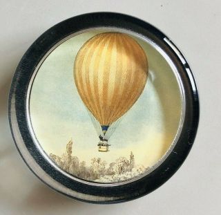 Vintage Glass Paperweight Circular Clear Hot Air Balloon Depiction 3.  5 " X 3.  5 "