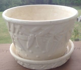 Mccoy Pottery Planter Ivory Water Lily Vintage Attached Underplate 6 " Flowerpot