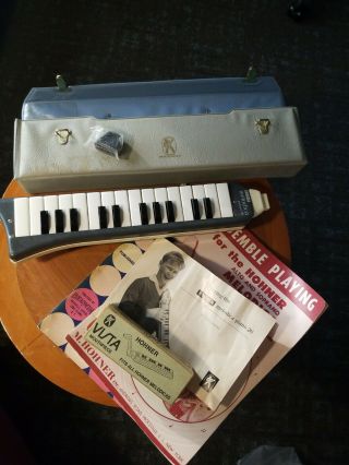 Vintage Hohner Melodica Piano 26 W/case,  Vista Mouthpiece,  3 Books