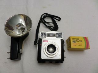 Vintage Kodak Brownie Starmatic Camera W/ Kodalite Flashholder,  Flash Bulb Film