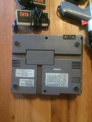 Vintage Nintendo NES Console - - - 6