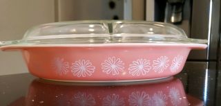 Vintage Pyrex Pink Daisy Divided Casserole Dish W/ Lid 1 1/2 Quart