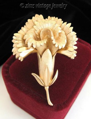 Vintage 1960’s Crown Trifari Signed Gold Flower Carnation Figural Pin Brooch