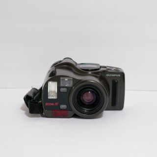 Olympus Infinity Superzoom 330 Vintage Camera 35mm