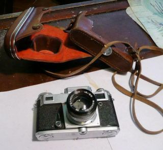 Vintage Russian Kiev 35mm Rangefinder Camera Contax In Case
