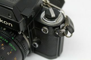 Vintage Nikon EM 35mm Film Camera w/ 80 - 200mm Sears lens 4