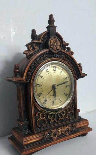 Weastern Clock Quartz Wood Vintage Home Decor Collectibale