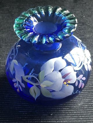 Vintage Fenton Art Glass Stacey Williams Signed Miniature Blue Green Rim Vase 4