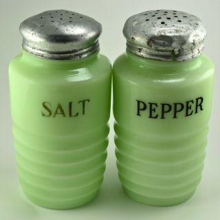 Vintage Jadeite Salt And Pepper Shakers - Jeannette Ribbed Shaker Set - Jadite