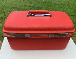 Vintage Samsonite Silhouette Luggage Candy Apple Red Train Case/makeup/toiletry