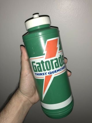 Vintage 1985 Gatorade Thirst Quencher 32oz Squirt Squeeze Water Bottle Drink Cup