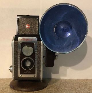Vintage Brown Kodak Duaflex Iv Camera With Kodet Lens And Flash Holder And Base