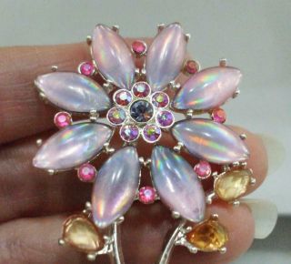 Lovely Vintage Style Rhinestone Flower Pin Brooch W/glowing Givre Marquis Petals