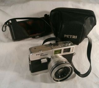 Petri Racer Vintage 35mm Film Camera 45mm F/2.  8 Lens.  W/ Case.  Made In Japan.