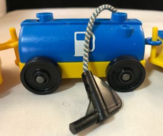 Vintage Fisher Price Little People AIRPORT TRAM - All Cars w/ Conductor & MORE 5