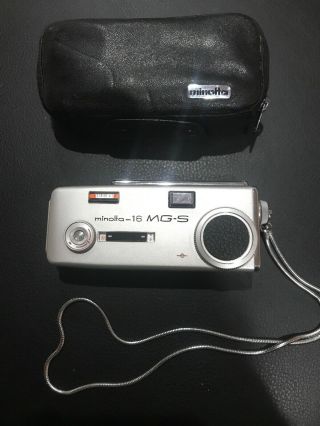Minolta - 16 Mg - S Subminiature Compact Camera W/case Flash Miniature Spy