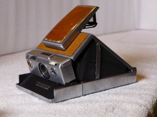 Polaroid SX - 70 Folding Land Camera. 2