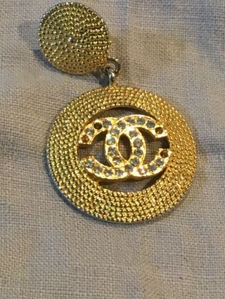 Chanel Vintage Gold Logo Clip On Earring Coco Cc Drop Single 4 Stones Missing