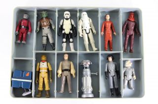 Vintage Kenner Star Wars Figure Case with 24 Figures 3