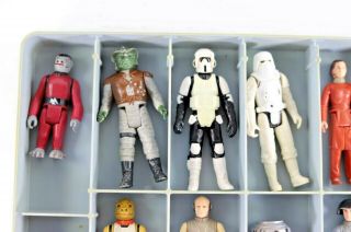 Vintage Kenner Star Wars Figure Case with 24 Figures 5