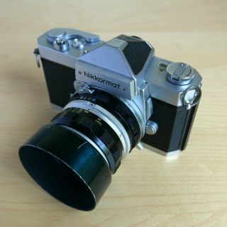 Vintage 1965 Nikon Nikkormat Ft 35mm Slr Film Camera With 50mm F/2 Lens