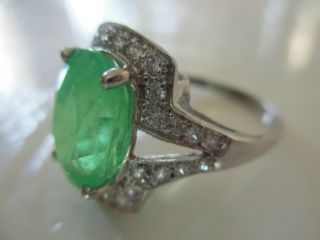 Vintage Sterling Silver Size 11 Ring With Bright Green Oval Stone