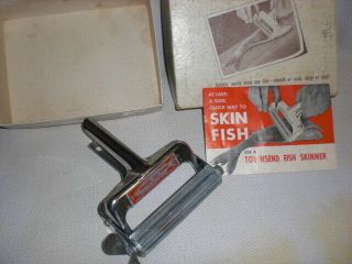 Vintage Townsend Fish Skinner In