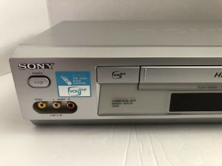 Sony SLV - N700 HiFi Stereo VHS Video Cassette Recorder Player No Remote 3