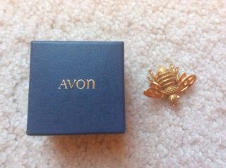 Signed Vintage Avon Bumble Bee Fashion Gold Tone Pin Brooch Jewelry 1“