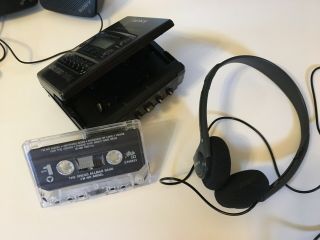 Vtg.  Sony Walkman Cassette/Radio WM - F2081,  Headphone MDR - 022,  Speakers SRS - 5 2