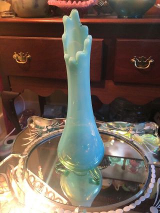Vtg L.  E.  Smith Green Opalescent 3 Toed Collared Swung Glass Vase