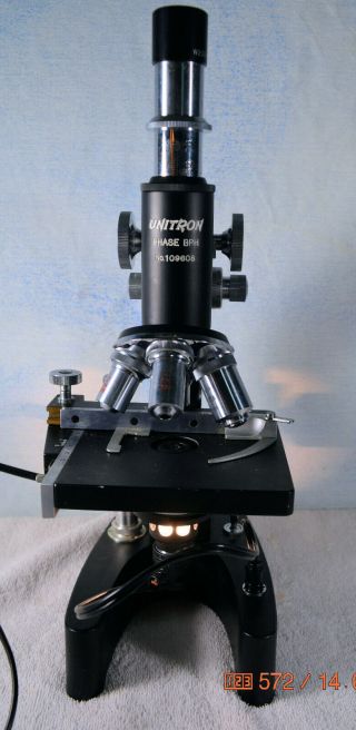 Vintage UNITRON Phase BPH No.  109608 Microscope w/ Case & 6
