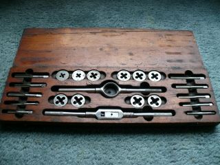 Vintage Greenfield Vermont SAE 1/4 to 1/2 Tap & Die Set Wooden Box USA Made 8