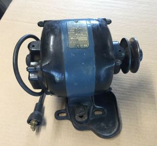 Vintage General Electric Co.  Model 27468 Sa 1/4 Hp 1725 Rpm Motor,  2 Piece Base