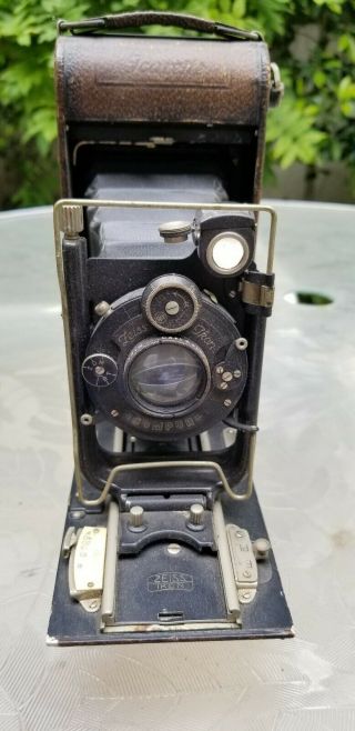 Vintage German Zeiss Ikon Compur Icarette Tessar 1:4.  5 Folding Camera