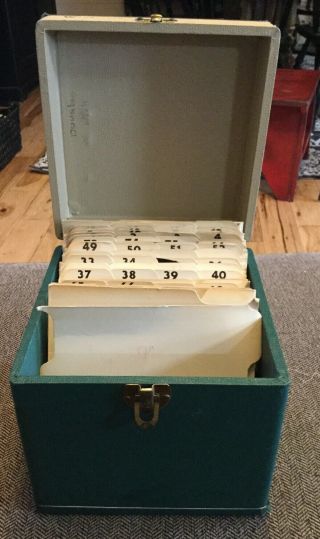 VINTAGE WAKEFIELD 45 rpm Storage RECORD BOX CARRYING CASE 3