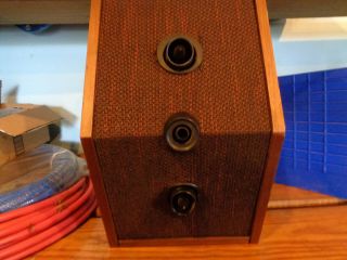 1 Bose 901 Speaker Series Iv