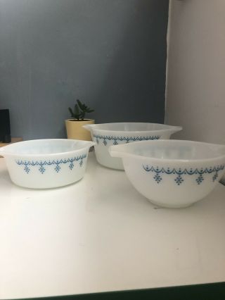 Vintage Pyrex Set Of 3 Snowflake Garland Blue On White 474 472 441