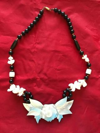 Vintage Large Carved Mother Of Pearl Flower Pendant Necklace W/beads