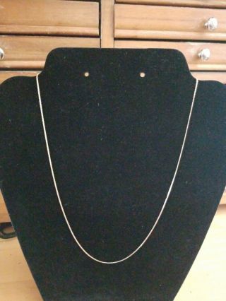 Solid 14k Gold Herringbone Vintage Chain Dainty Necklace 1.  7 Grams 18 " Inches