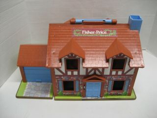 Vintage Fisher Price Little People 952 Play family house complete with 5