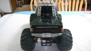 VINTAGE KYOSHO BIG BOSS 1/10 SCALE 2WD MONSTER TRUCK 4