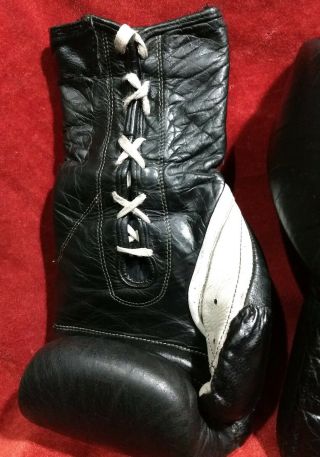 VTG 80 ' Boxing Gloves by CLETO REYES México Leather 5