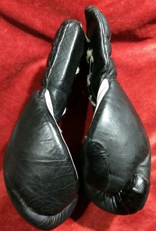 VTG 80 ' Boxing Gloves by CLETO REYES México Leather 7