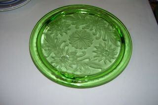 Lovely Vintage Green Depression Glass Footed Cake Stand W/daisy 