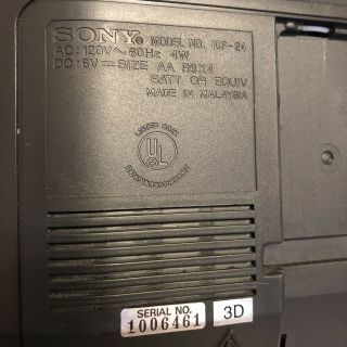 Vintage Sony FM / AM 2 Band Portable Radio Model ICF - 24 2 Way Power AC Battery 4