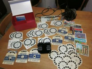Vintage View Master With 48 Slides Case And Projector