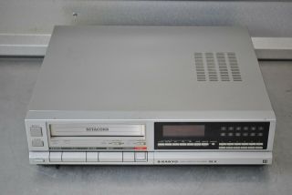 Sanyo Vcr 4010 Betamax Video Cassette Recorder Beta Tape Player &