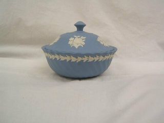 Vintage Wedgwood Blue Jasperware Round Bowl With Lid 5 1/2 " Diameter Vgc
